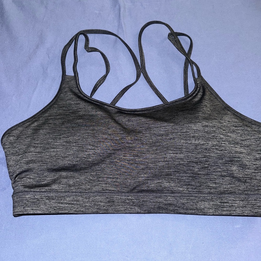 GAIAM Gray Strappy Sports Bra with Scoop Neckline